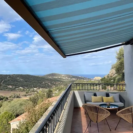 Superbe Vue Avec Piscine *